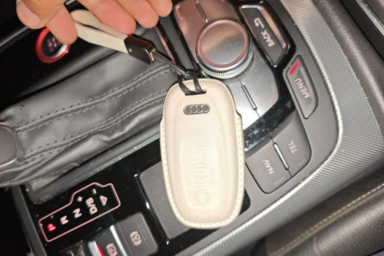 Used Audi A6L 2018 30th Anniversary Edition 35 TFSI Fashion Model Vehicle Key