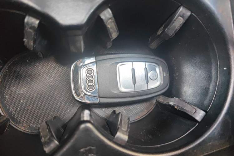 Used Audi A6L 2018 30th Anniversary Edition 30 FSI Style Model Vehicle Key