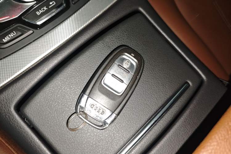 Used Audi A6L 2018 30th Anniversary Edition 35 TFSI Fashion Model Vehicle Key