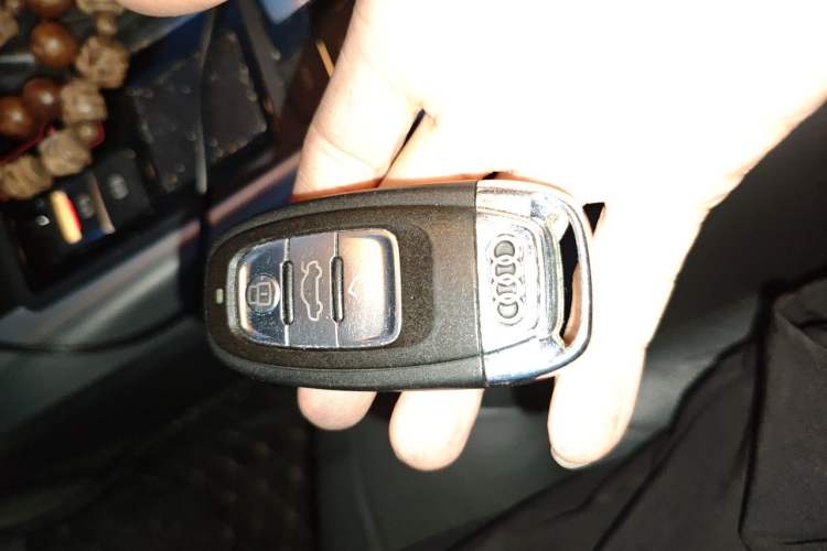 Used Audi A6L 2018 35 TFSI Collector's Edition Vehicle Key