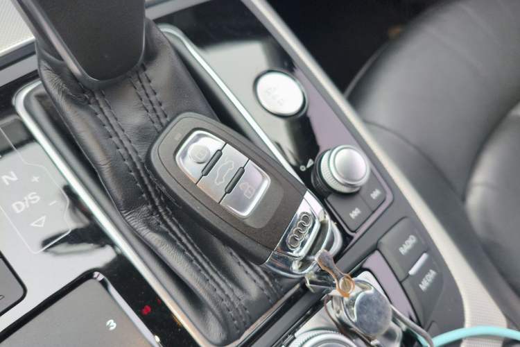 Used Audi A6L 2018 35 TFSI Collector's Edition Vehicle Key