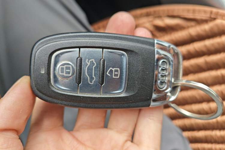 Used Audi A6L 2018 30th Anniversary Edition 35 TFSI Fashion Model Vehicle Key