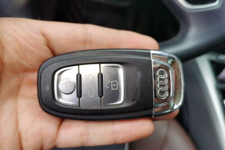 Used Audi A6L 2018 30th Anniversary Edition 35 TFSI Fashion Model Vehicle Key