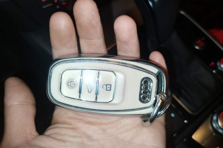Used Audi A6L 2018 30th Anniversary Edition 35 TFSI Fashion Model Vehicle Key