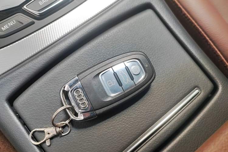 Used Audi A6L 2018 30th Anniversary Edition 35 TFSI Fashion Model Vehicle Key