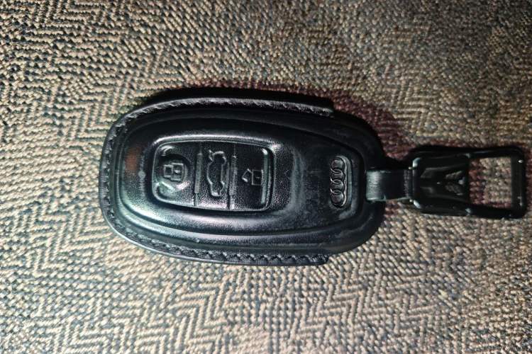 Used Audi A6L 2018 35 TFSI Collector's Edition Vehicle Key