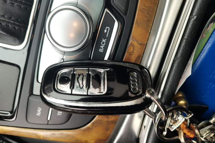Used Audi A6L 2018 30th Anniversary Edition 35 TFSI Fashion Model Vehicle Key