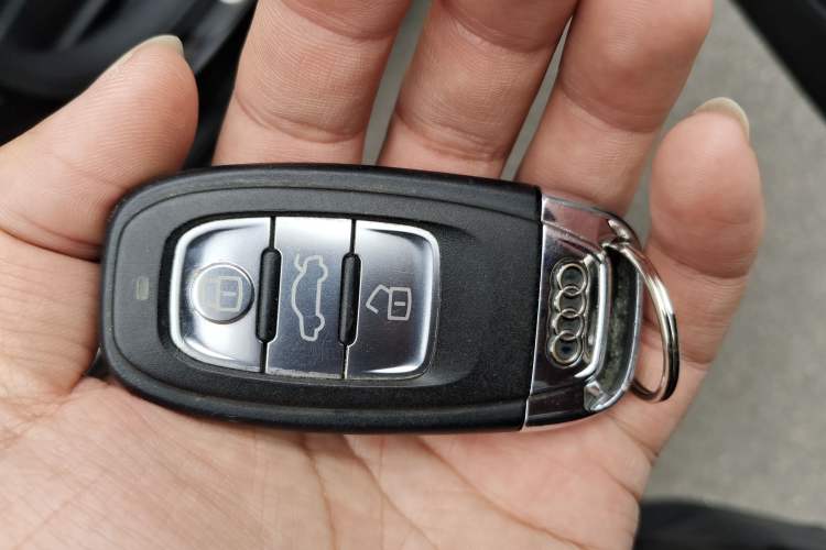 Used Audi A6L 2018 30th Anniversary Edition 35 TFSI Fashion Model Vehicle Key