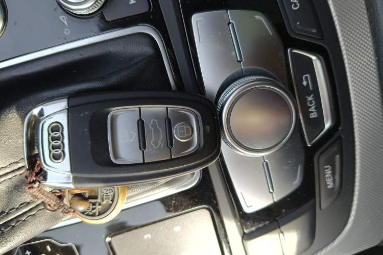 Used Audi A6L 2018 30th Anniversary Edition 35 TFSI Fashion Model Vehicle Key
