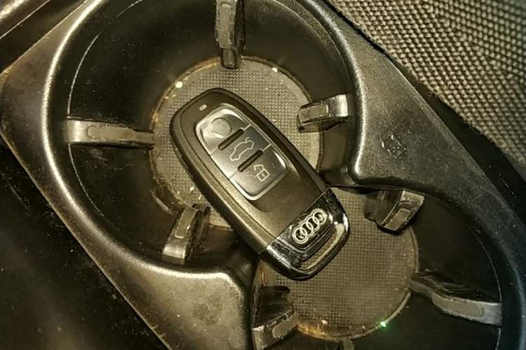 Used Audi A6L 2018 30th Anniversary Edition 35 TFSI Fashion Model Vehicle Key