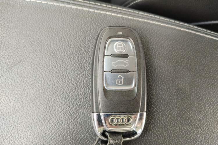 Used Audi A6L 2018 30th Anniversary Edition 35 TFSI Fashion Model Vehicle Key