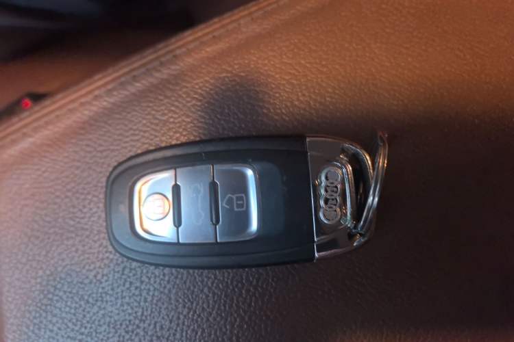 Used Audi A6L 2018 30th Anniversary Edition TFSI Trendy Model Vehicle Key