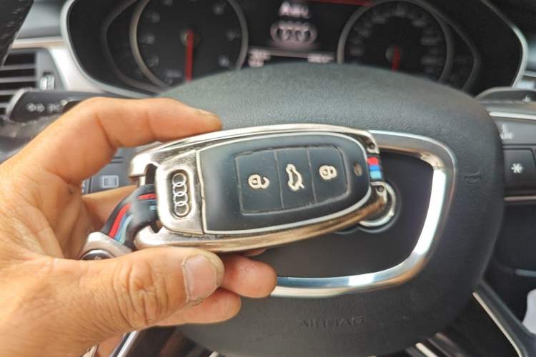 Used Audi A6L 2018 35 TFSI Collector's Edition Vehicle Key