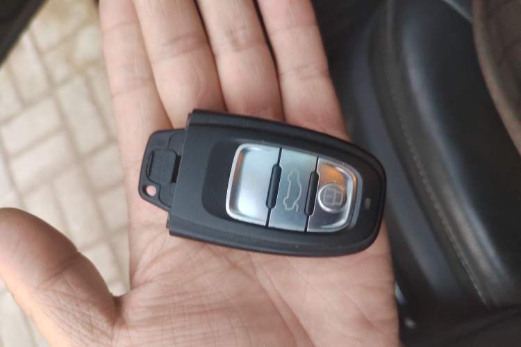 Used Audi A6L 2018 35 TFSI Collector's Edition Vehicle Key