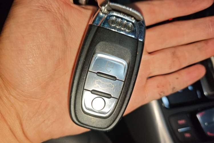 Used Audi A6L 2018 30th Anniversary Edition 35 TFSI Fashion Model Vehicle Key