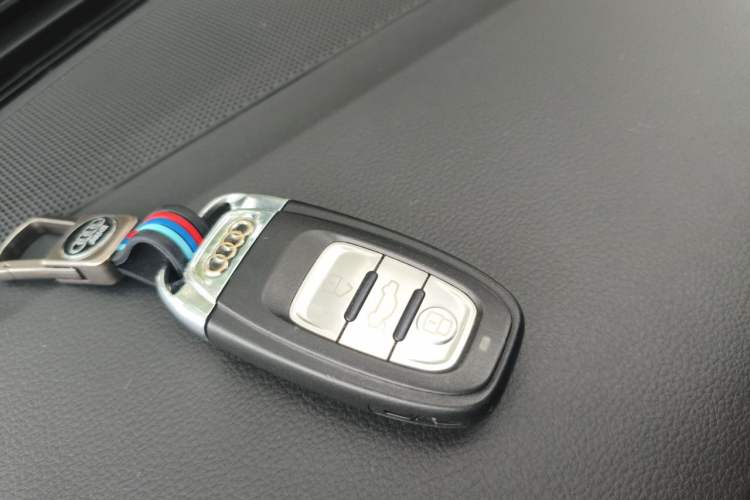 Used Audi A6L 2018 30th Anniversary Edition TFSI Trendy Model Vehicle Key