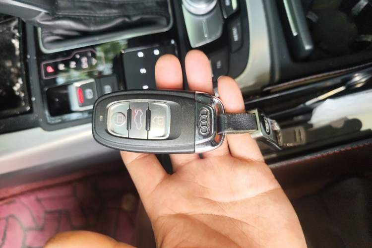 Used Audi A6L 2018 35 TFSI Collector's Edition Vehicle Key