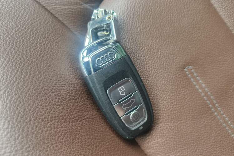 Used Audi A6L 2018 30th Anniversary Edition TFSI Trendy Model Vehicle Key