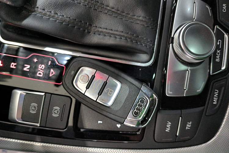 Used Audi A6L 2018 30th Anniversary Edition 35 TFSI Sport Edition Vehicle Key