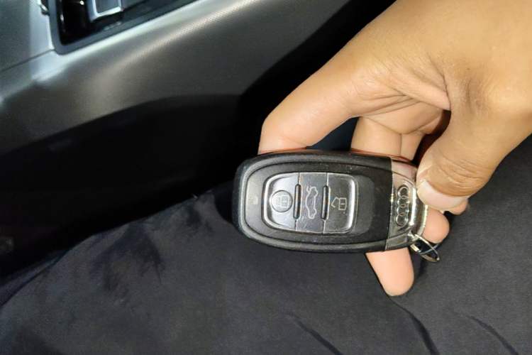 Used Audi A6L 2018 30th Anniversary Edition 35 TFSI Fashion Model Vehicle Key