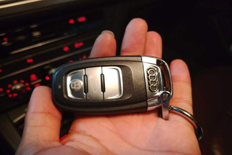 Used Audi A6L 2018 30th Anniversary Edition 35 TFSI Fashion Model Vehicle Key