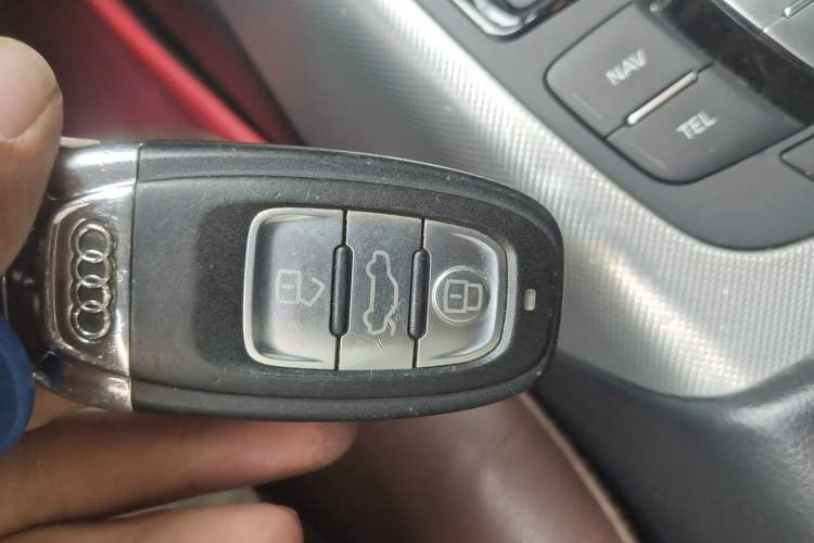 Used Audi A6L 2018 30th Anniversary Edition 35 TFSI Fashion Model Vehicle Key