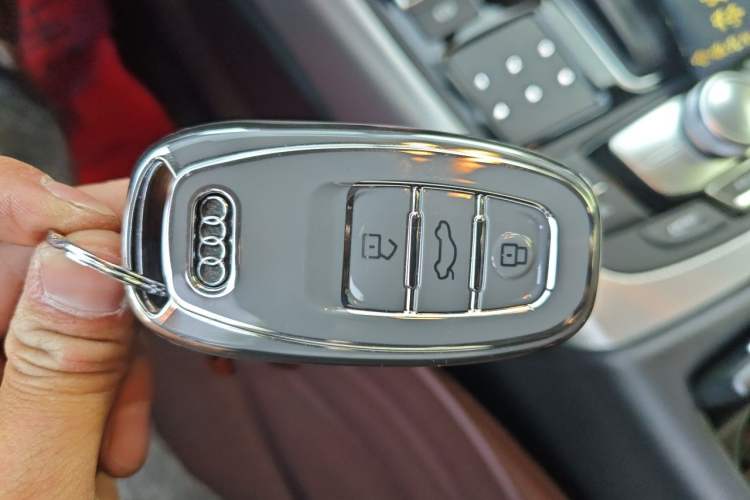 Used Audi A6L 2018 30th Anniversary Edition 35 TFSI Fashion Model Vehicle Key