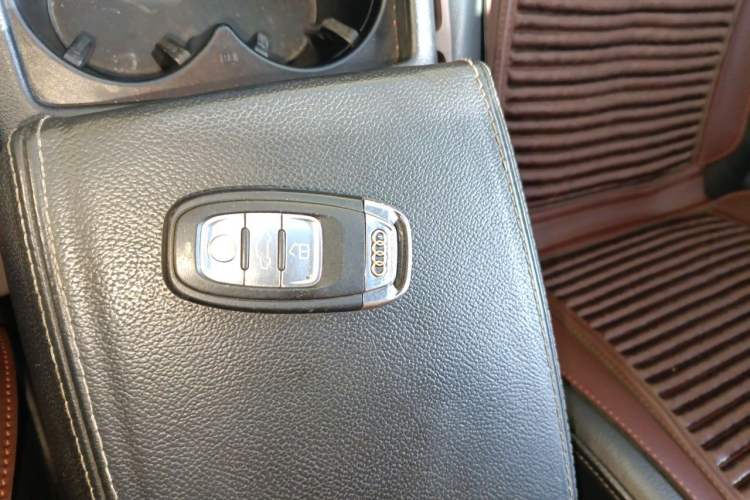 Used Audi A6L 2018 30th Anniversary Edition 35 TFSI Fashion Model Vehicle Key
