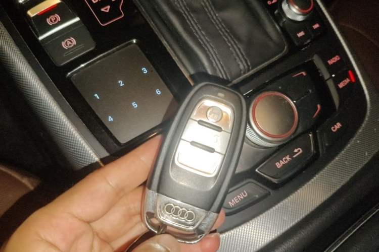 Used Audi A6L 2018 30th Anniversary Edition TFSI Trendy Model Vehicle Key