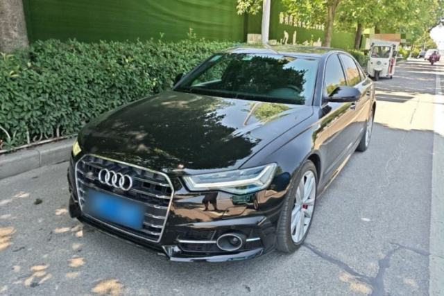 Audi A6L 2018 30th Anniversary Edition 45 TFSI quattro Sport model de segunda mano