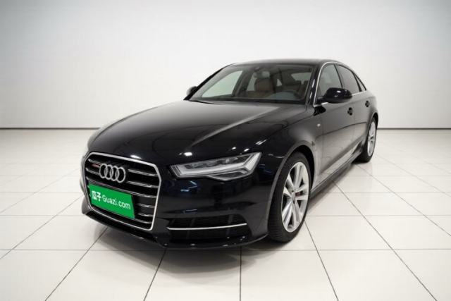Audi A6L 2018 30th Anniversary Edition 45 TFSI quattro Sport model مستعملة