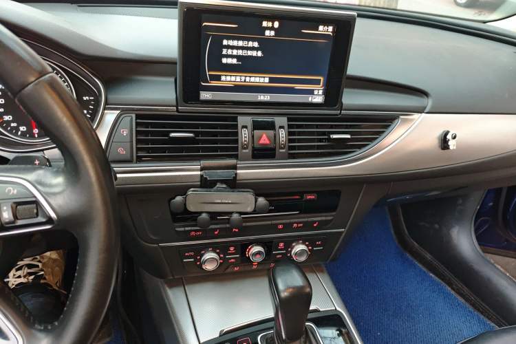 Used Audi A6L 2018 30th Anniversary Edition TFSI Trendy Model Audio And AC Panel