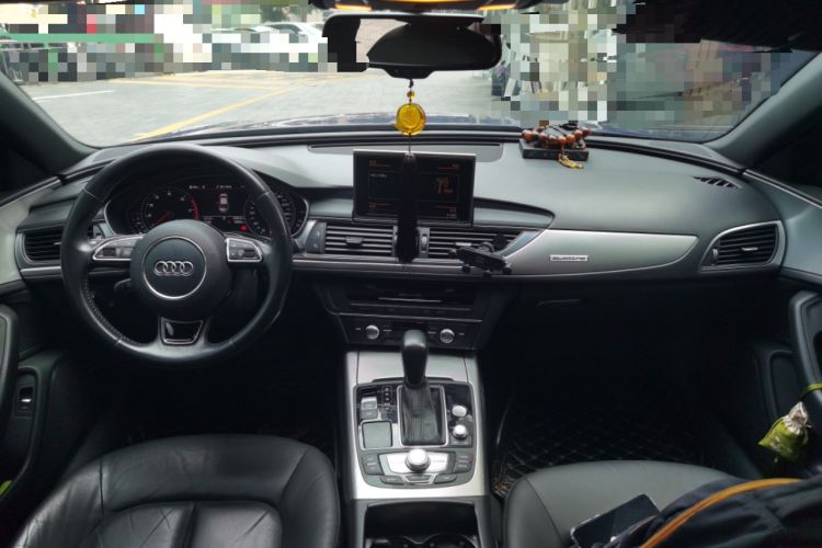 Used Audi A6L 2018 30th Anniversary Edition 45 TFSI quattro Sport model Center Console