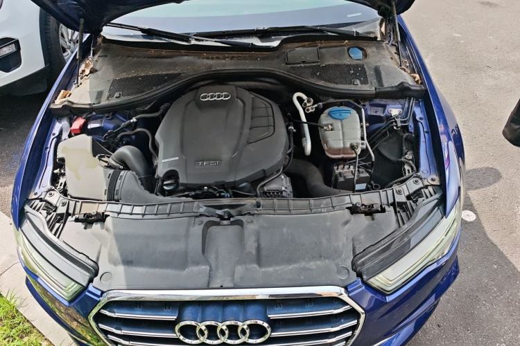Used Audi A6L 2018 30th Anniversary Edition 35 TFSI Fashion Model Engine Bay