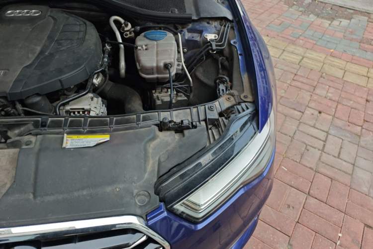 Used Audi A6L 2018 30th Anniversary Edition TFSI Trendy Model Engine Bay Left
