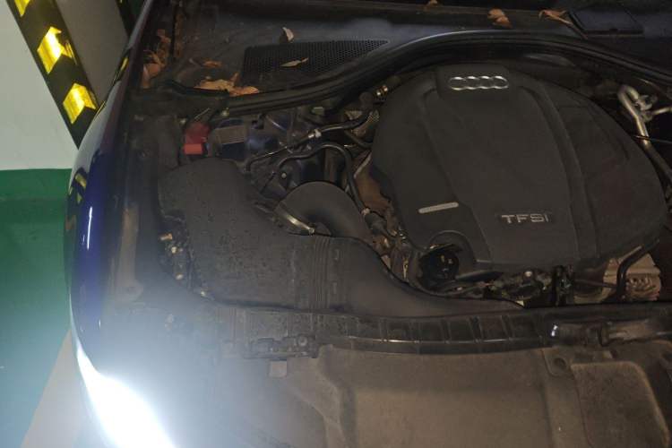 Used Audi A6L 2018 30th Anniversary Edition TFSI Trendy Model Engine Bay Right
