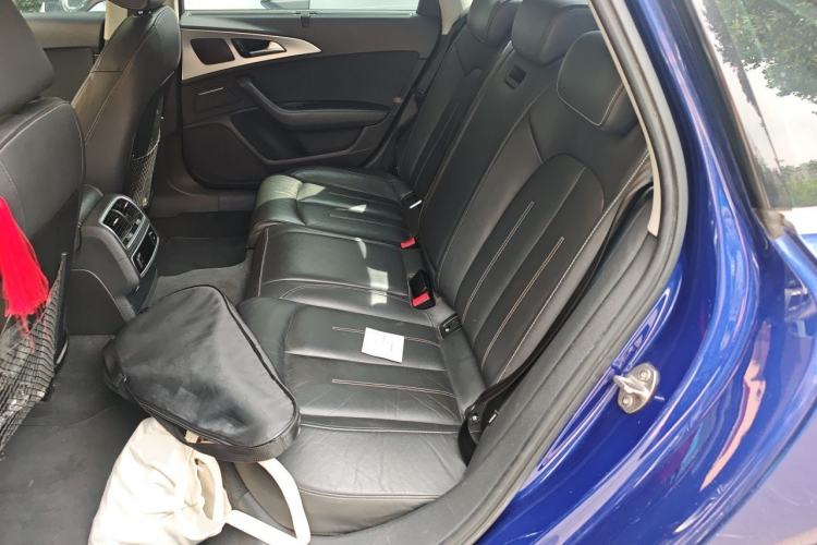 Used Audi A6L 2018 30th Anniversary Edition 35 TFSI Fashion Model Left Rear Seat