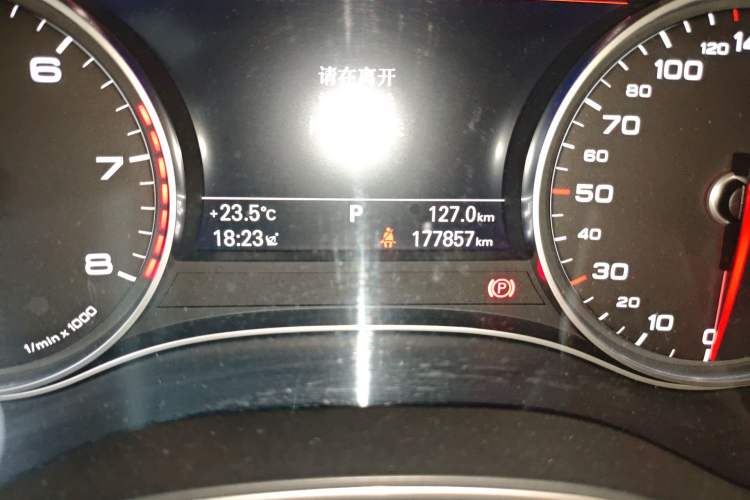 Used Audi A6L 2018 30th Anniversary Edition TFSI Trendy Model Odometer Close Up