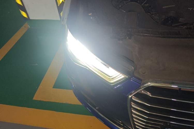 Used Audi A6L 2018 30th Anniversary Edition TFSI Trendy Model Right Front Headlight