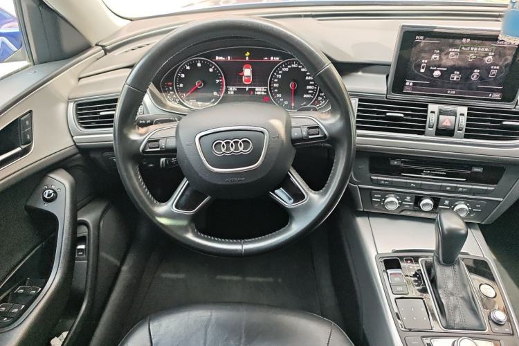Used Audi A6L 2018 30th Anniversary Edition 35 TFSI Fashion Model Steering Wheel