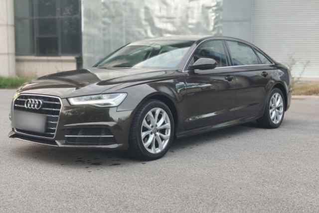 Audi A6L 2018 30th Anniversary Edition 35 TFSI Fashion Model с пробегом