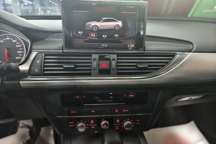 Used Audi A6L 2018 30th Anniversary Edition 35 TFSI Fashion Model Audio And AC Panel