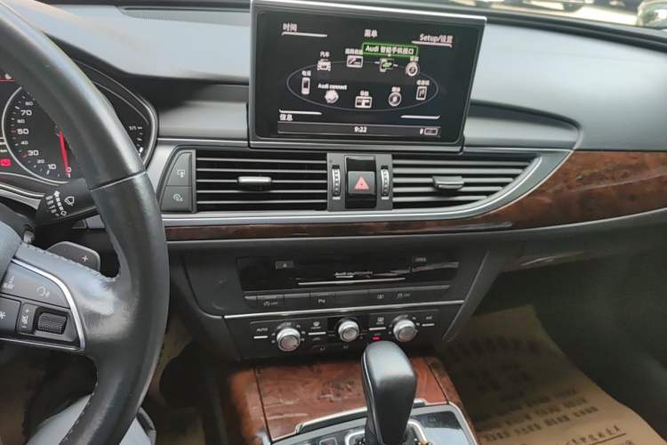 Used Audi A6L 2018 30th Anniversary Edition TFSI Trendy Model Audio And AC Panel