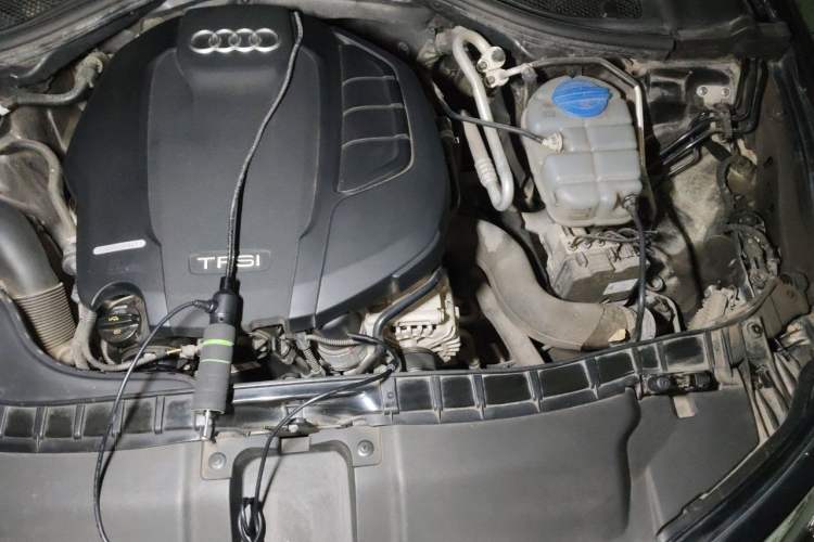Used Audi A6L 2018 30th Anniversary Edition 35 TFSI Fashion Model Engine Bay Left