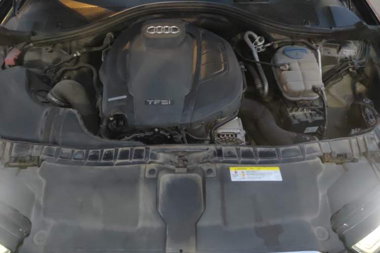 Used Audi A6L 2018 30th Anniversary Edition 35 TFSI Fashion Model Engine Bay
