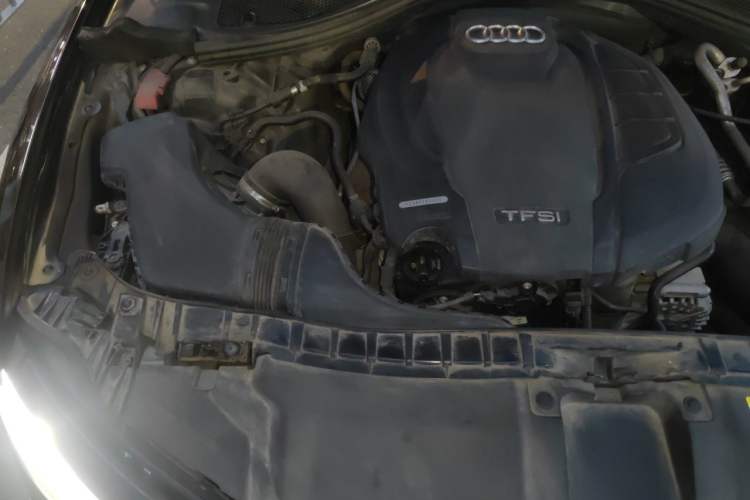 Used Audi A6L 2018 30th Anniversary Edition 35 TFSI Fashion Model Engine Bay Right