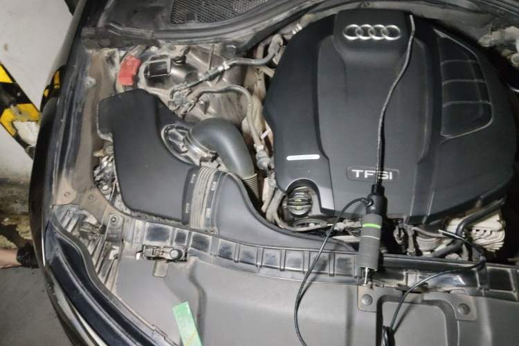 Used Audi A6L 2018 30th Anniversary Edition 35 TFSI Fashion Model Engine Bay Right