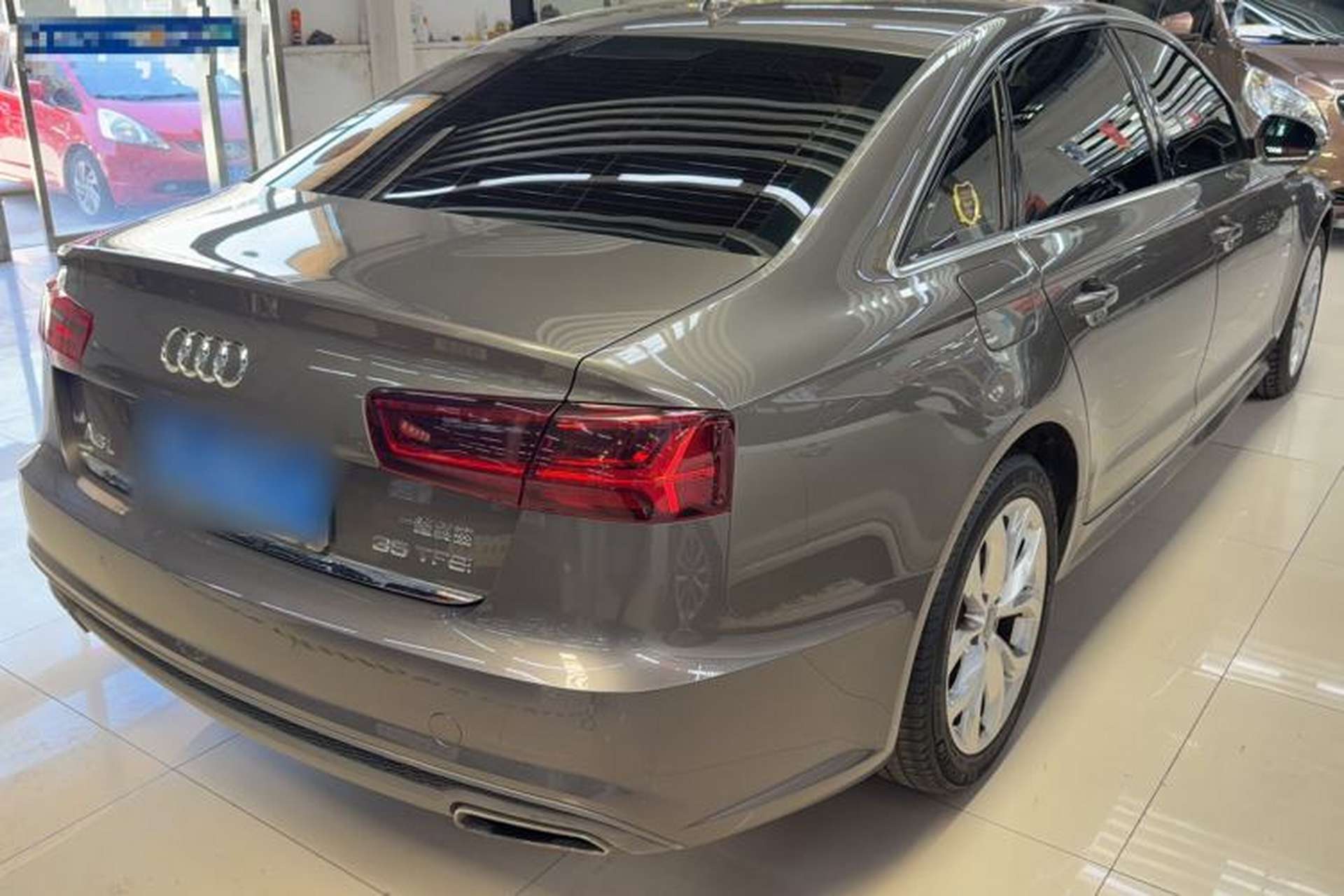 Used Audi A6L 2018 30th Anniversary Edition 35 TFSI Fashion Model Exterior 2