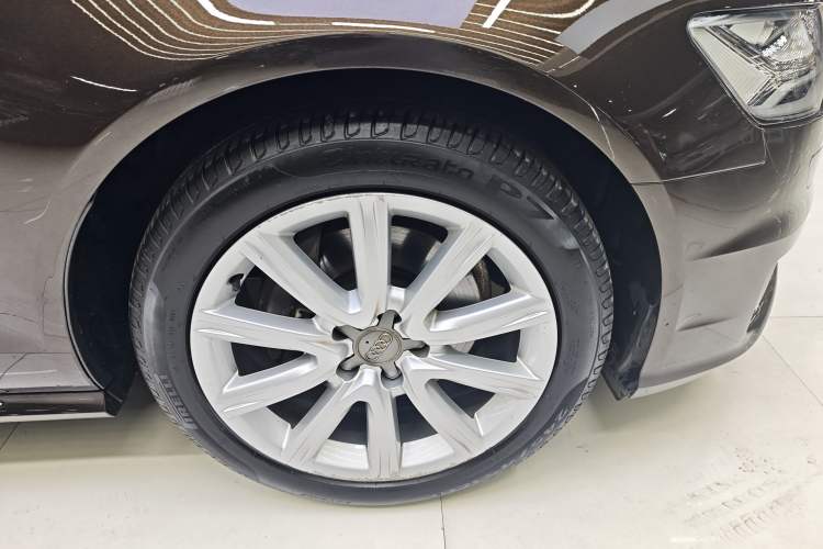 Used Audi A6L 2018 30th Anniversary Edition TFSI Trendy Model Exterior 5