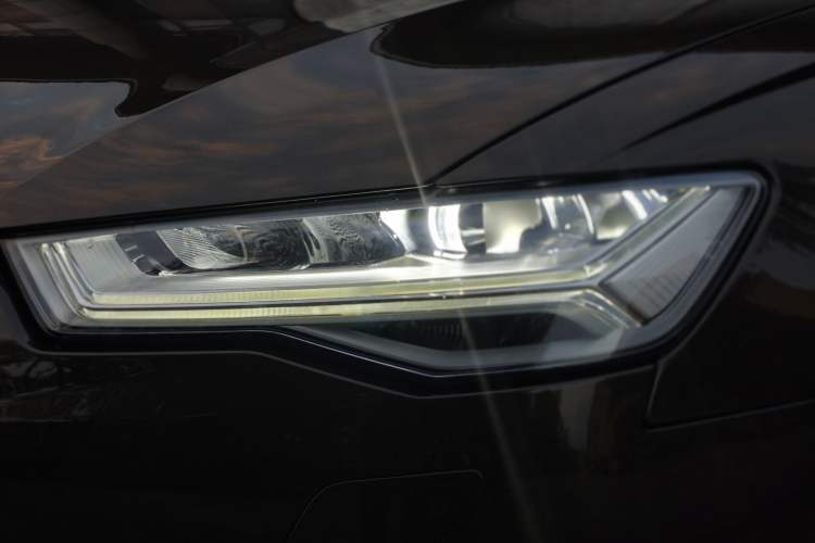 Used Audi A6L 2018 30th Anniversary Edition 35 TFSI Fashion Model Exterior 9